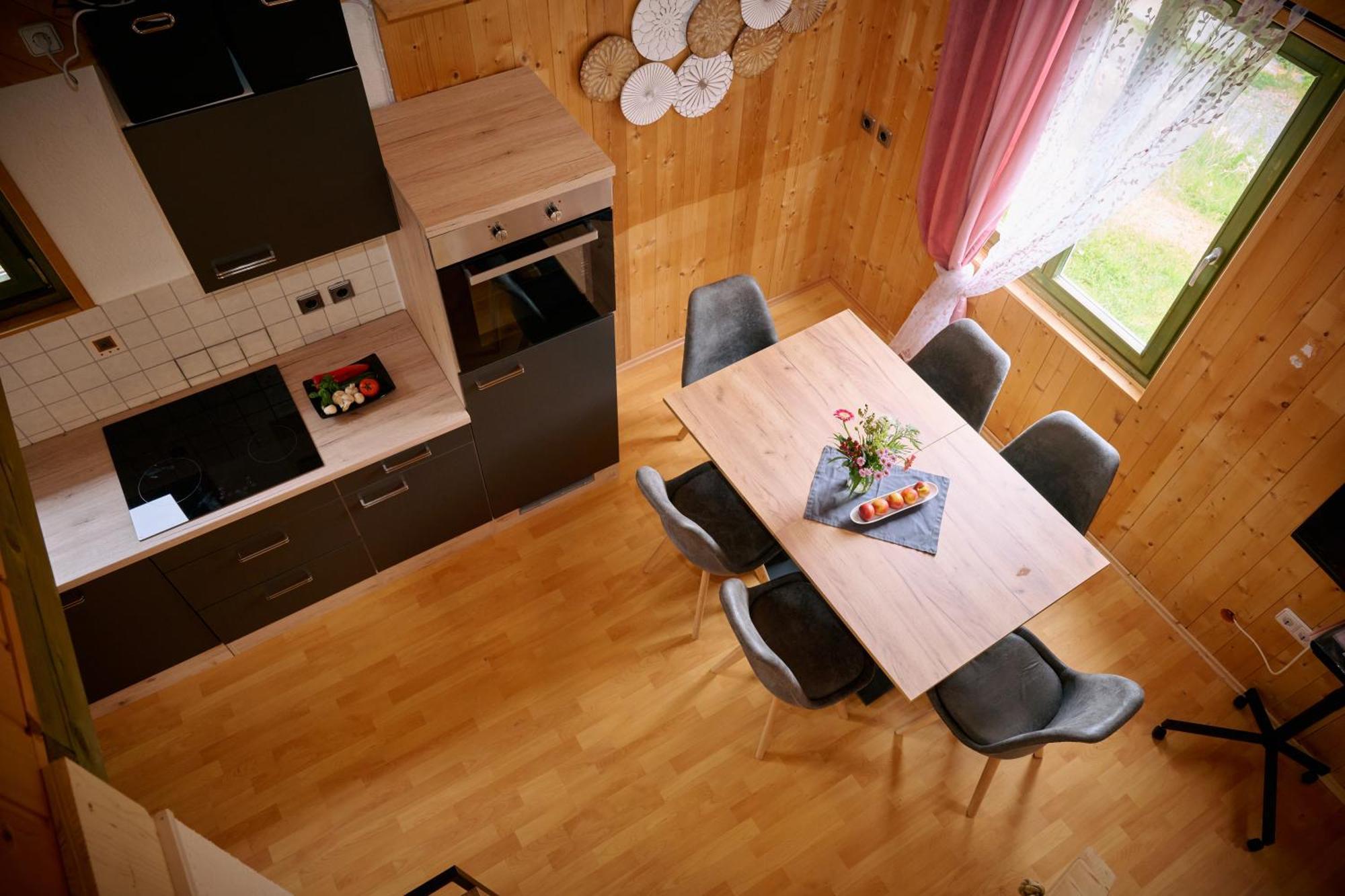 Kantor Village Am Millstaetter See - Boutique-Chalets Und Lodges Millstatt Eksteriør bilde
